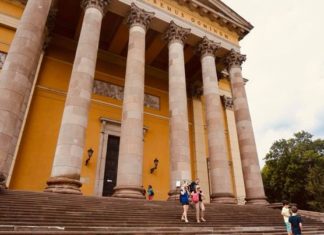 Die zweitgrößte Kirche Ungarns in Eger