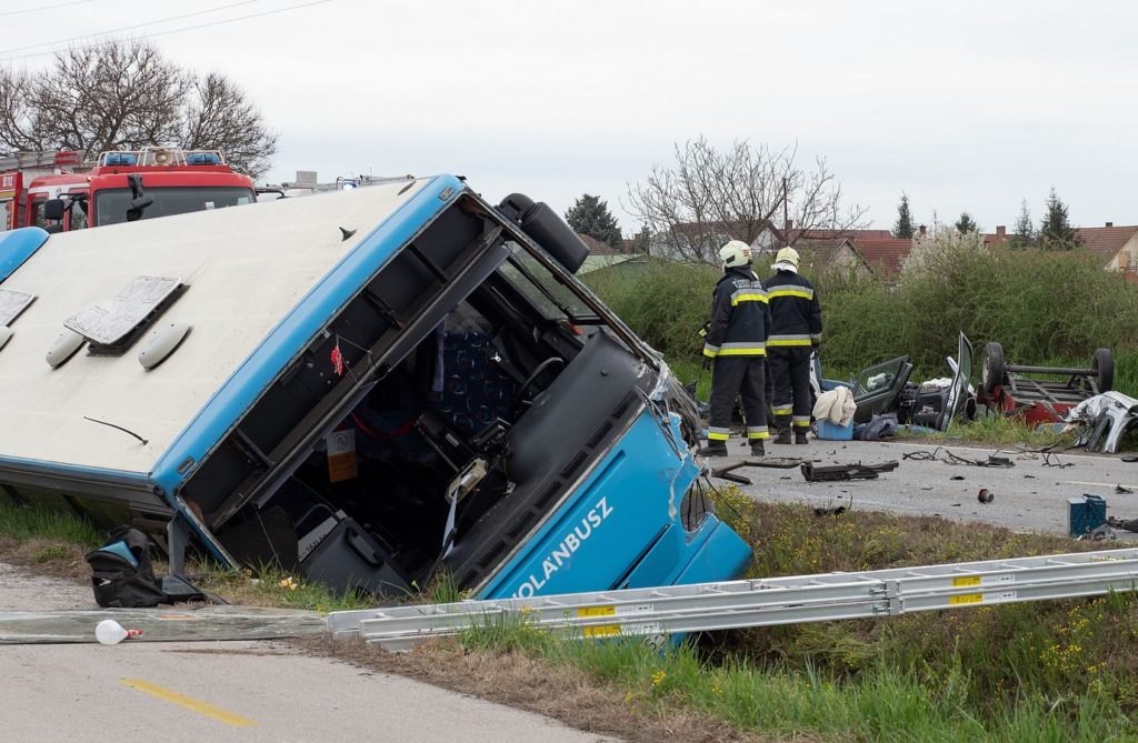 Schne Schwerer Unfall Ungarn Bildernull