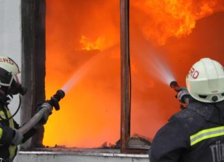 Großbrand in Lagerhalle!