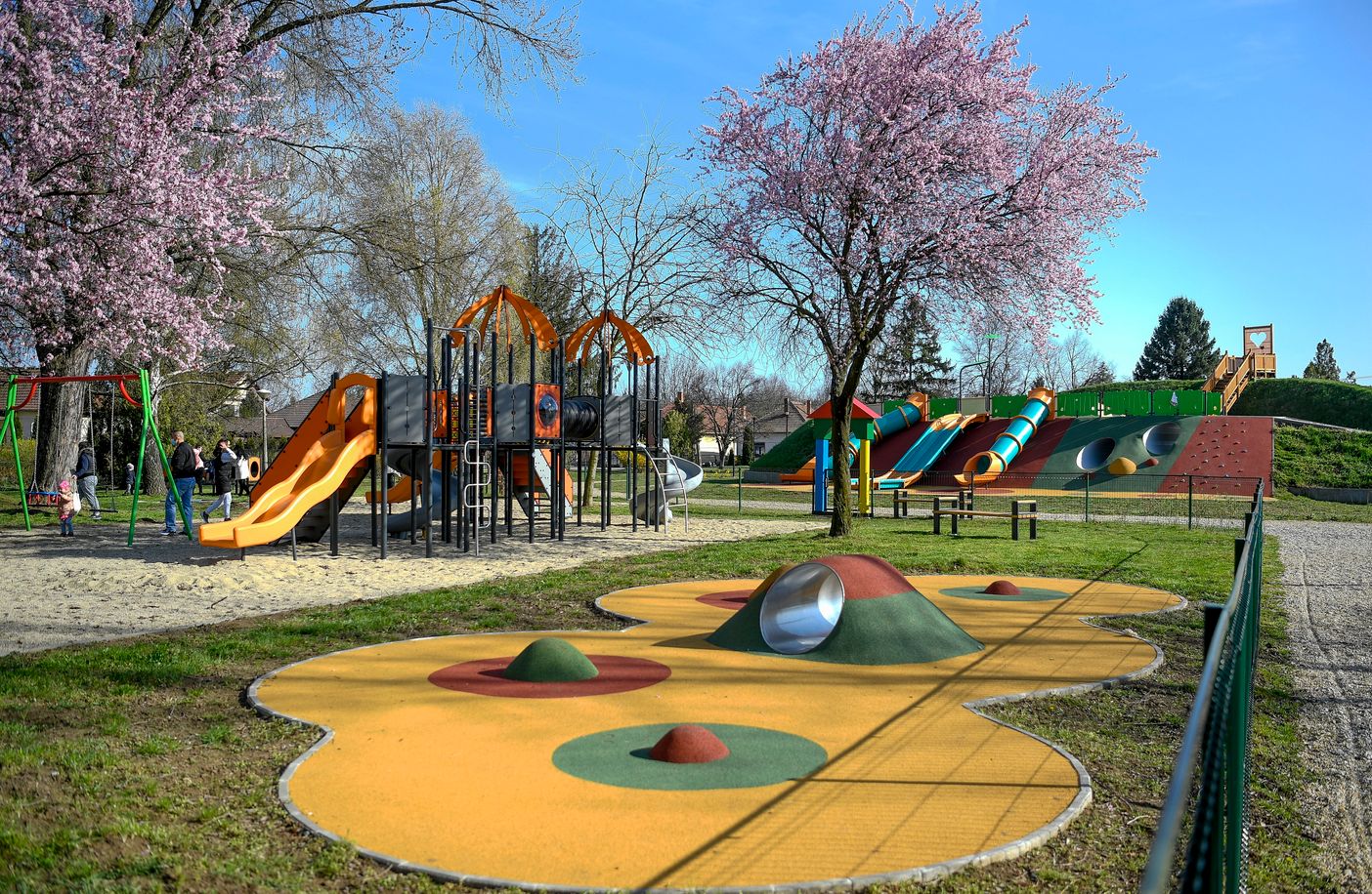 Tiszafüred Der neue Hauptplatz wurde