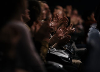 Kostenlose Aufführungen Online – Das Víg Theater Budapest wird 125 Jahre alt