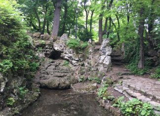 Der Englische Park in Tata