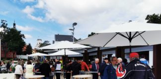 Aussen ohne Masken und ab morgen ist Ungarn kein Risikoland mehr!