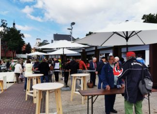 Aussen ohne Masken und ab morgen ist Ungarn kein Risikoland mehr!