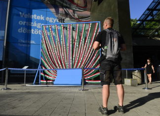 Der längste Fan-Schal Ungarns