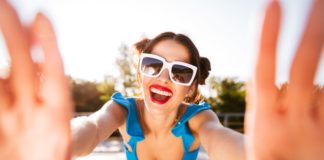 Wow! Heute ist Tag des Bikinis