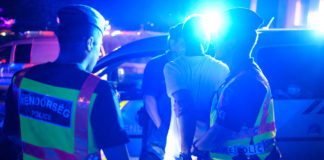 Siófok: Razzia auf der Petőfi Promenade