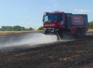 Mit Spezialfahrzeugen gegen Flächenbrände in Ungarn