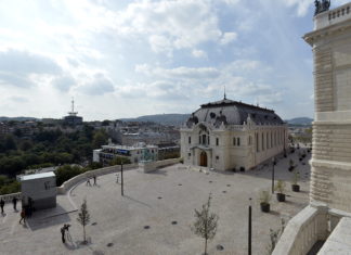 Budapest: Reithalle im Burgviertel strahlt im neuen Glanz