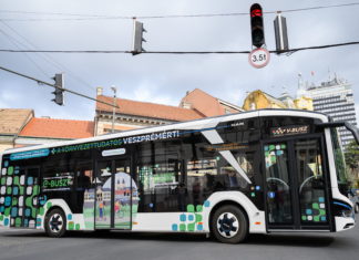 Neue Elektrobusse in Veszprém