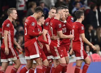 Ungarn spielt 1-1 gegen England im Wembley Stadion