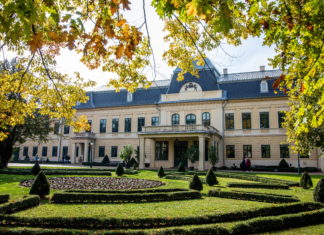 Der renovierte Stefánia-Flügel des Almásy Schlosses in Gyula wurde übergeben