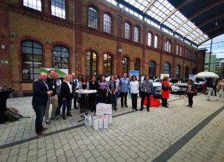 Tourismusbranche bringt mit Corps Touristique PS auf die Strasse