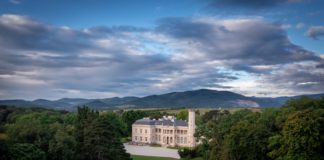 Schloss Károlyi in Füzérradvány eröffnet nach drei Jahren Renovierung