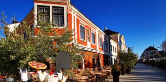 Auch im Herbst frische Luft: Palffy Restaurant in Györ