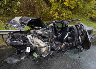 Frontalzusammenstoß bei Paks