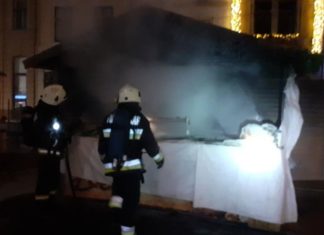 Advent, Advent die Bude brennt! Feuer auf Adventsmarkt in Sopron!