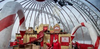 Weihnachtsmannfabrik in Budapest