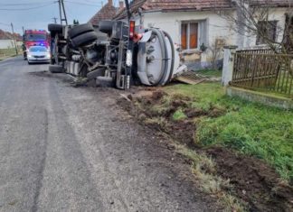 LKW mit Maische in Wohnhaus gekippt!
