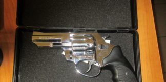 Ungarischer Zoll findet Waffen in ukrainischem Reisebus!