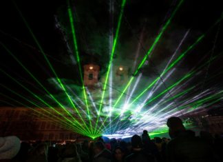 Alternativen zum Feuerwerk in Ungarn: Lasershow und Lichtmalereien
