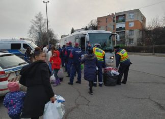 Kriegsflüchtlinge an den Grenzen: Dringend Dolmetscher gesucht!