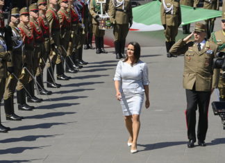 Imposante Zeremonie in Budapest für die neue Staatsministerin