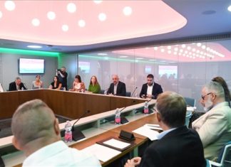 Feierlichkeiten am 20. August: Erstes operatives Treffen!