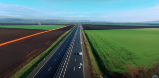 Straßenmusik mal anders: Hier ist das Auto das Instrument!