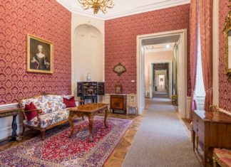 Schlösser- Burgentour durch Ungarn: Schloss Esterházy am Öreg-See