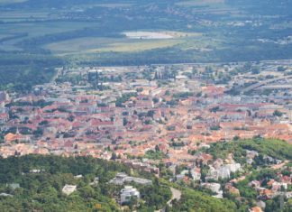 Was kann man im letzten Sommermonat in Pécs unternehmen? – Programme, Erlebnisse, Strand