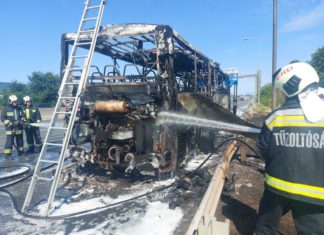 Bus in Flammen auf M1/M7!