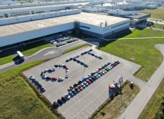 Ungarns Audi TT Fanclub zu Besuch bei Audi Hungaria