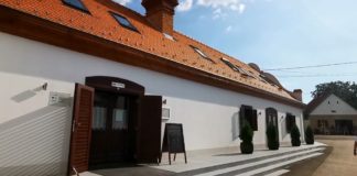 Touristisches Infozentrum für den Hajós Weintourismus