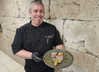 Tata Romantisch! Valentins-Spezial im Malom és Kacsa