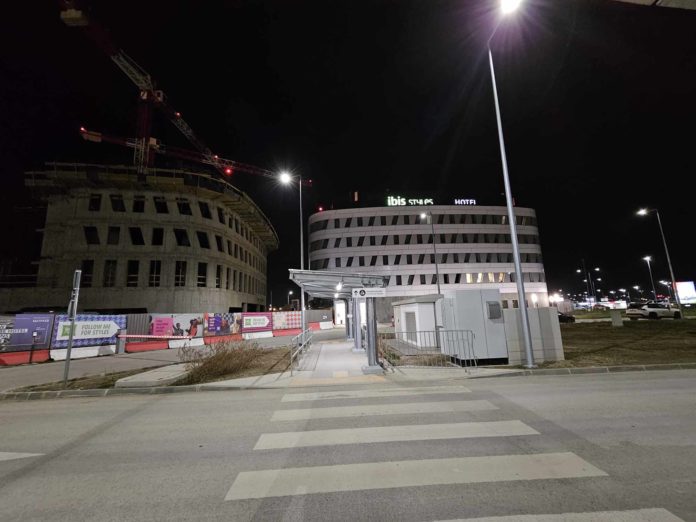 01b2f3ef-97ae-4a21-b6cb-af728d7fba9e