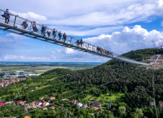 Brücke der Nationalen Zusammengehörigkeit
