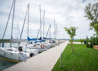 Neuer Hafen in Alsóörs