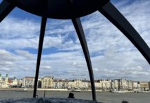 Budapests Bäder bieten auch am Ende des Sommers Erlebnisse / Spartipps für Festivalbesucher