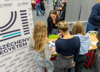 Audi Hungaria Deutsche Schule Győr: Erfolgreiche Berufs- und Bildungsmesse