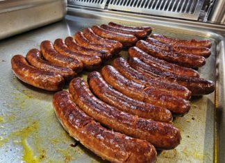 Königliche Würste und Volksbräuche treffen sich in Fonyód