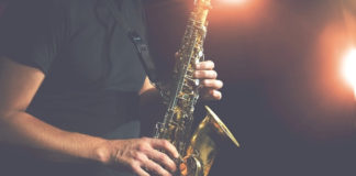 Bekannte ungarische Musiker und ein internationaler Star treten im Sommer im Budapest Jazz Club auf