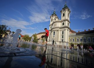 Budapest und Eger bleiben im Herbst 2025 Top-Destinationen für ungarische Reisende