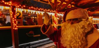 Grinch und Trolle erwarten die Familien im Diósgyőr Nikolauszug