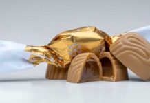 „Szaloncukor des Jahres 2025“ – Weißschokolade, Lotus-Keks und Karamell an der Spitze