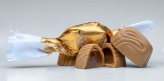 „Szaloncukor des Jahres 2025“ – Weißschokolade, Lotus-Keks und Karamell an der Spitze