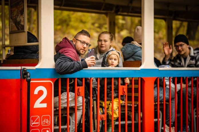 Gyermekvasut-Budapest-Facebook