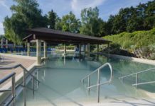 Thermalheilbecken im Heilgarten des Bades Zalakaros öffnet wieder