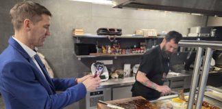 Das Fonyóder Wurstfestival weckt den Balaton aus dem Winterschlaf