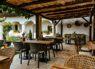 Terrassenplätze am Balaton – Frühlingssonne genießen